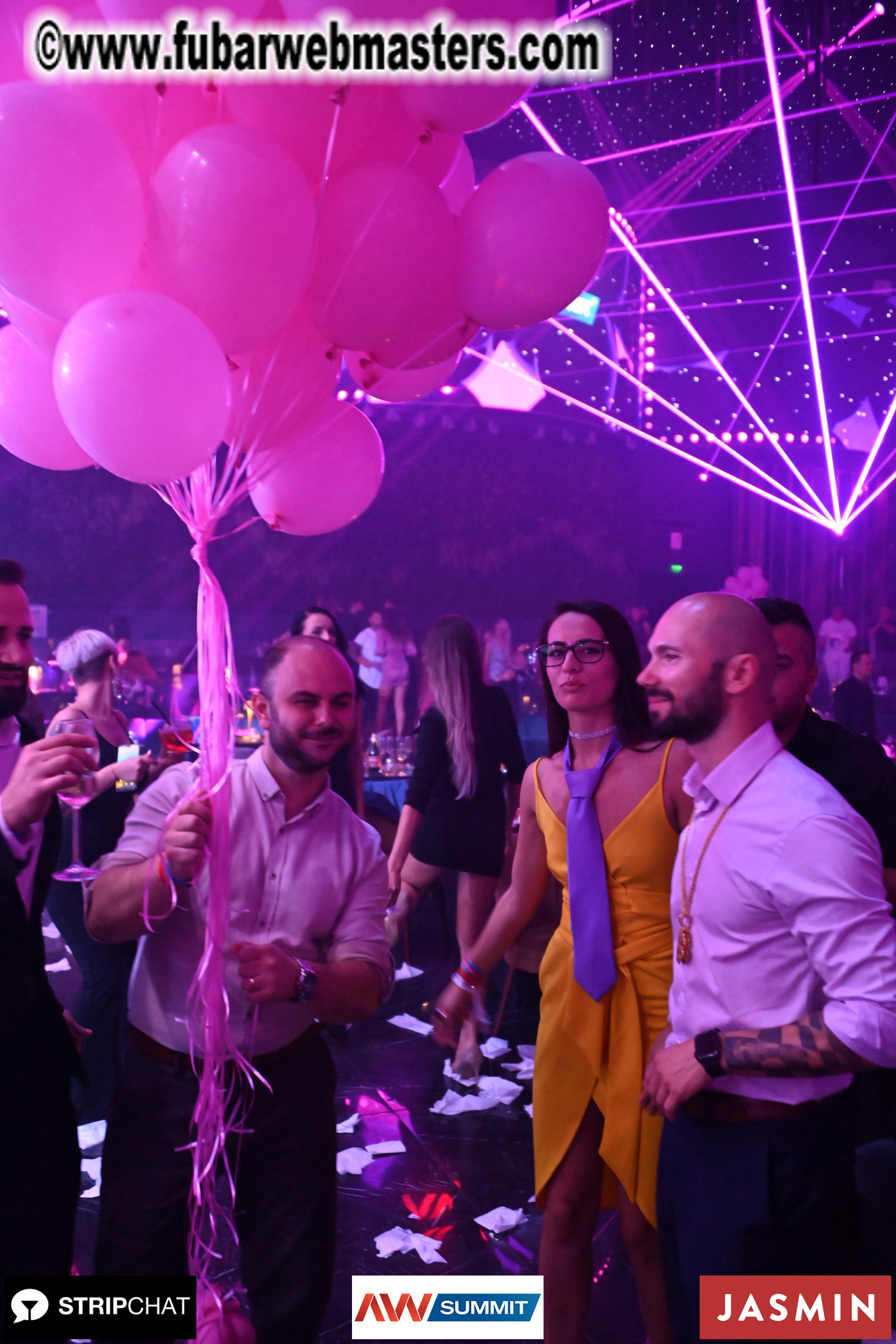 Pink Paradise by BongaCams