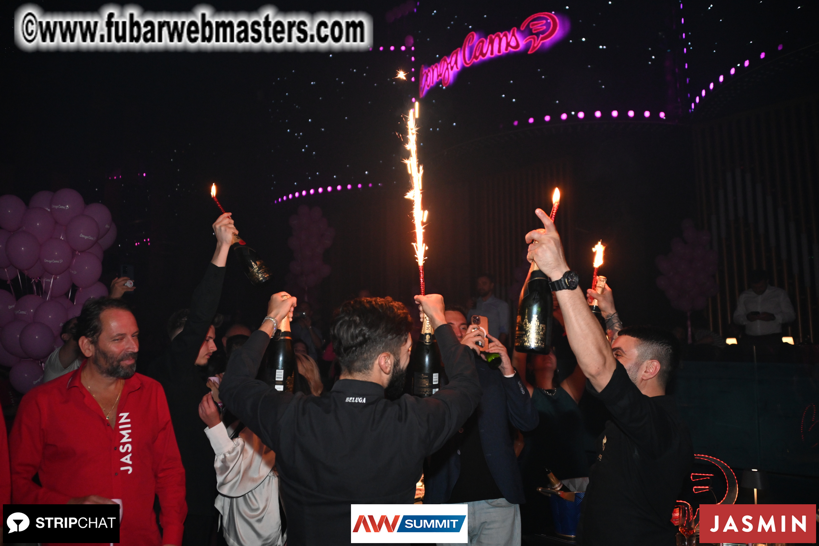 Pink Paradise by BongaCams