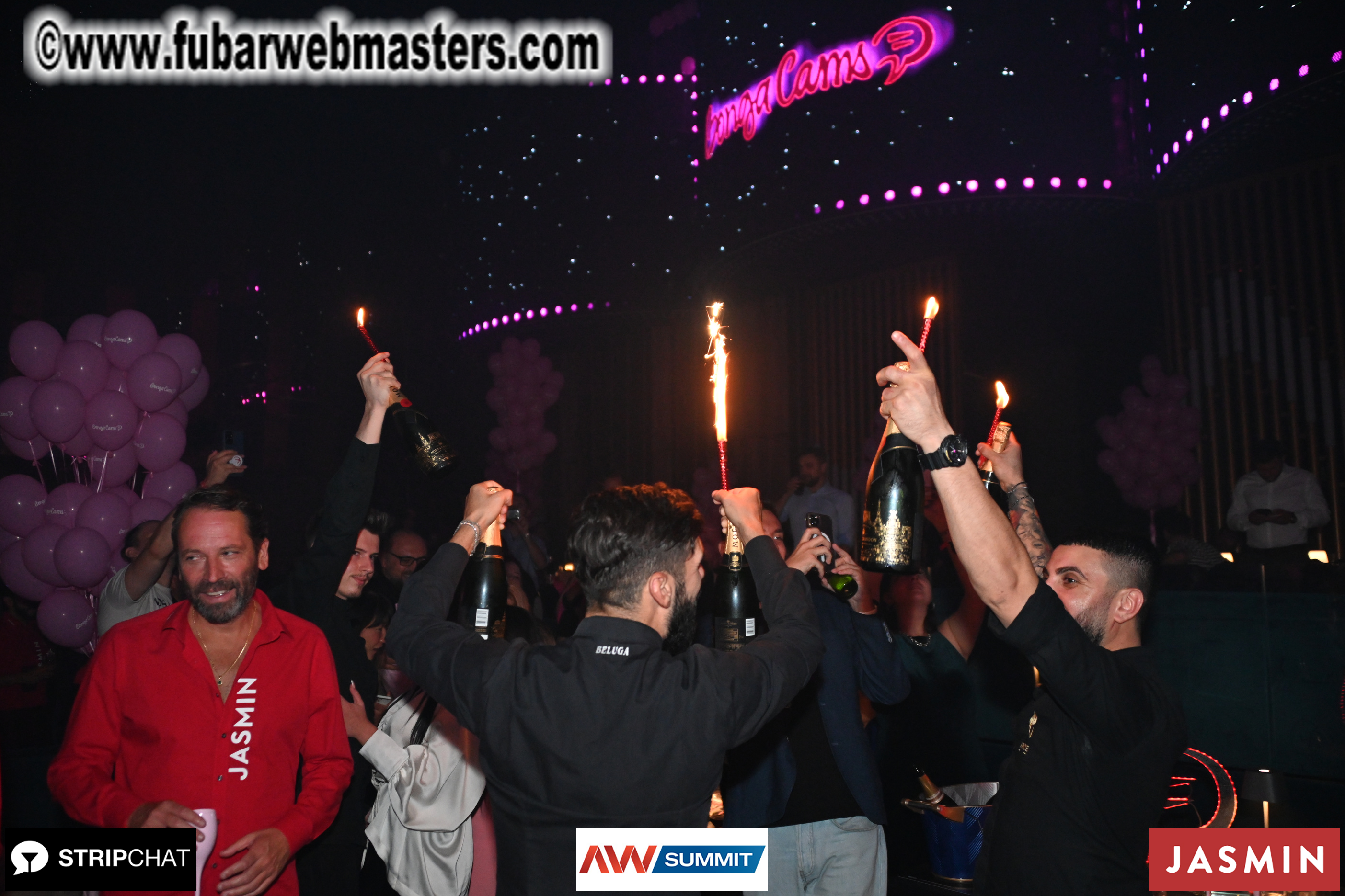 Pink Paradise by BongaCams