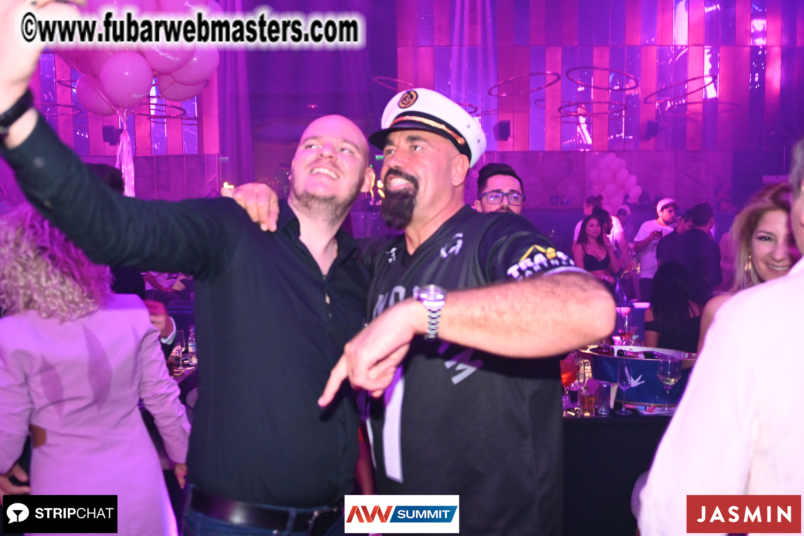 Pink Paradise by BongaCams