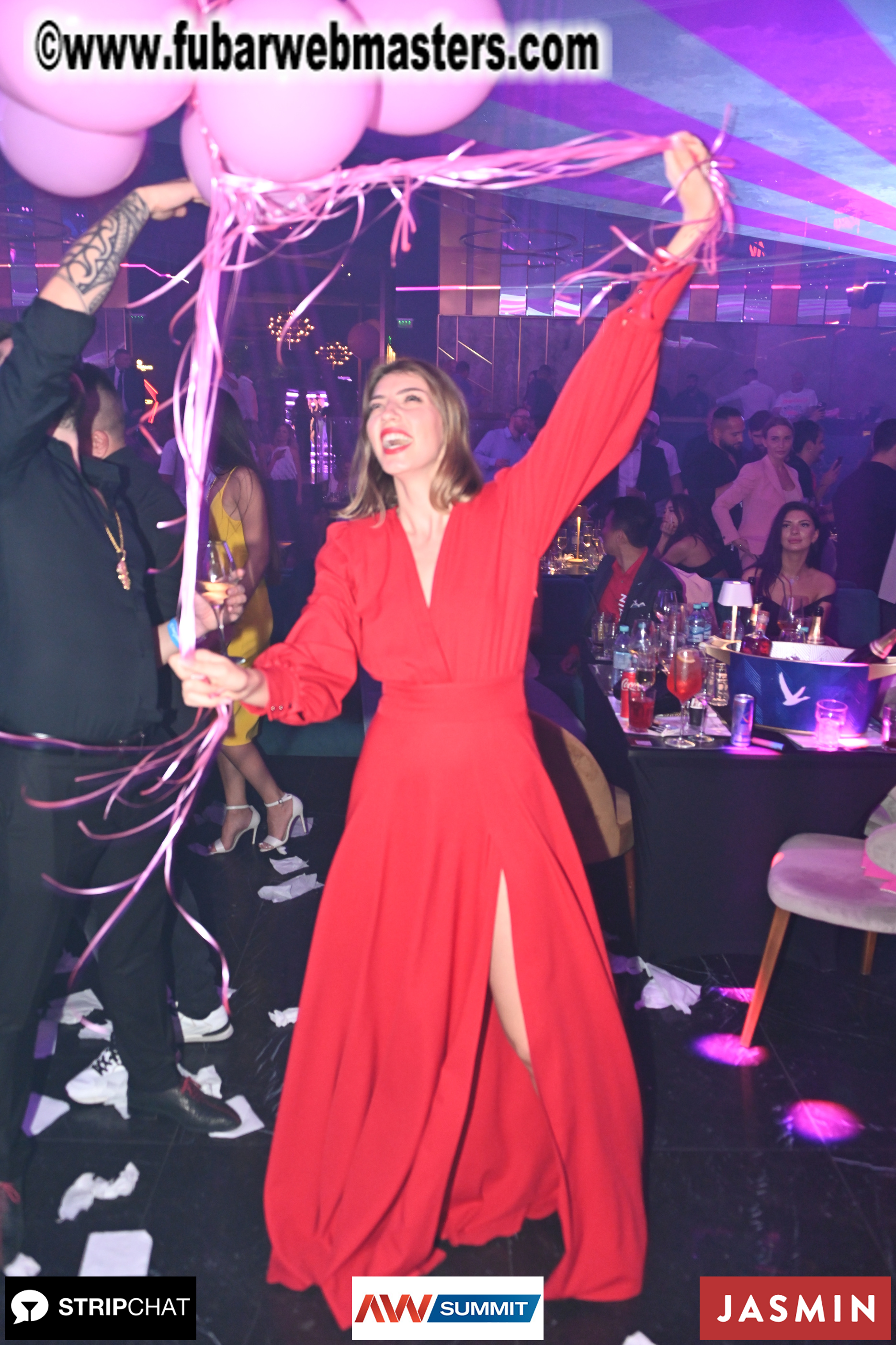 Pink Paradise by BongaCams