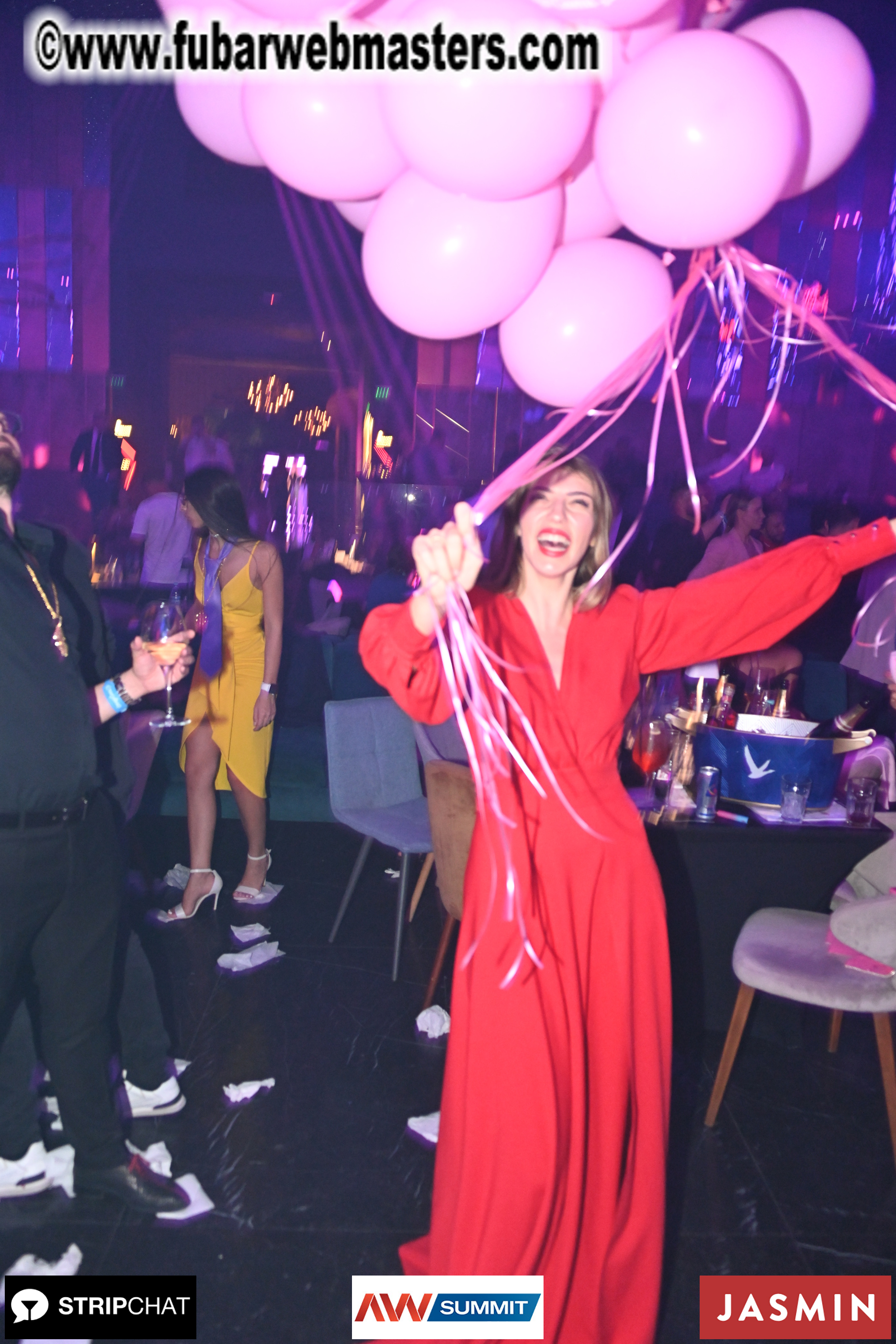 Pink Paradise by BongaCams