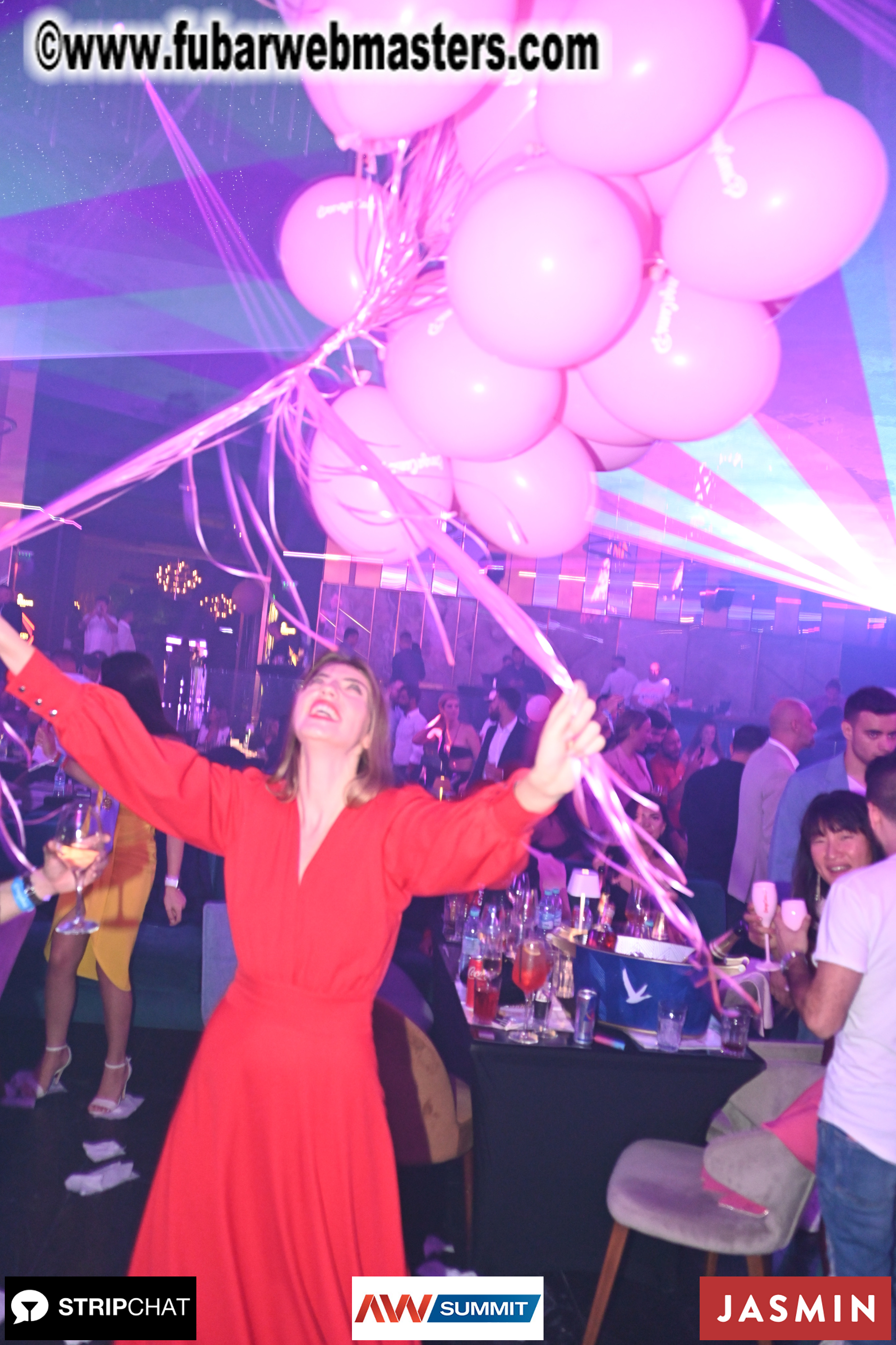 Pink Paradise by BongaCams