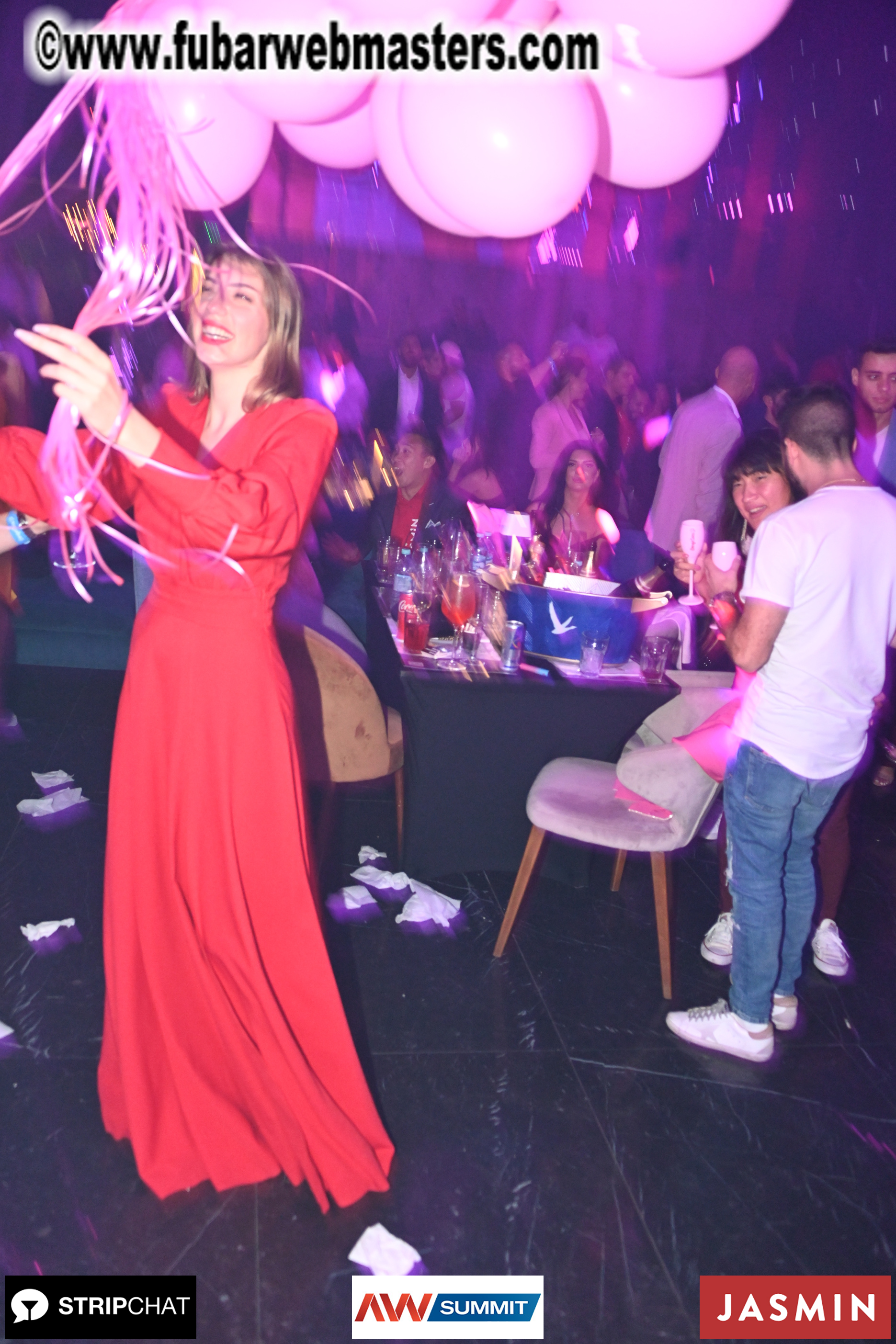 Pink Paradise by BongaCams