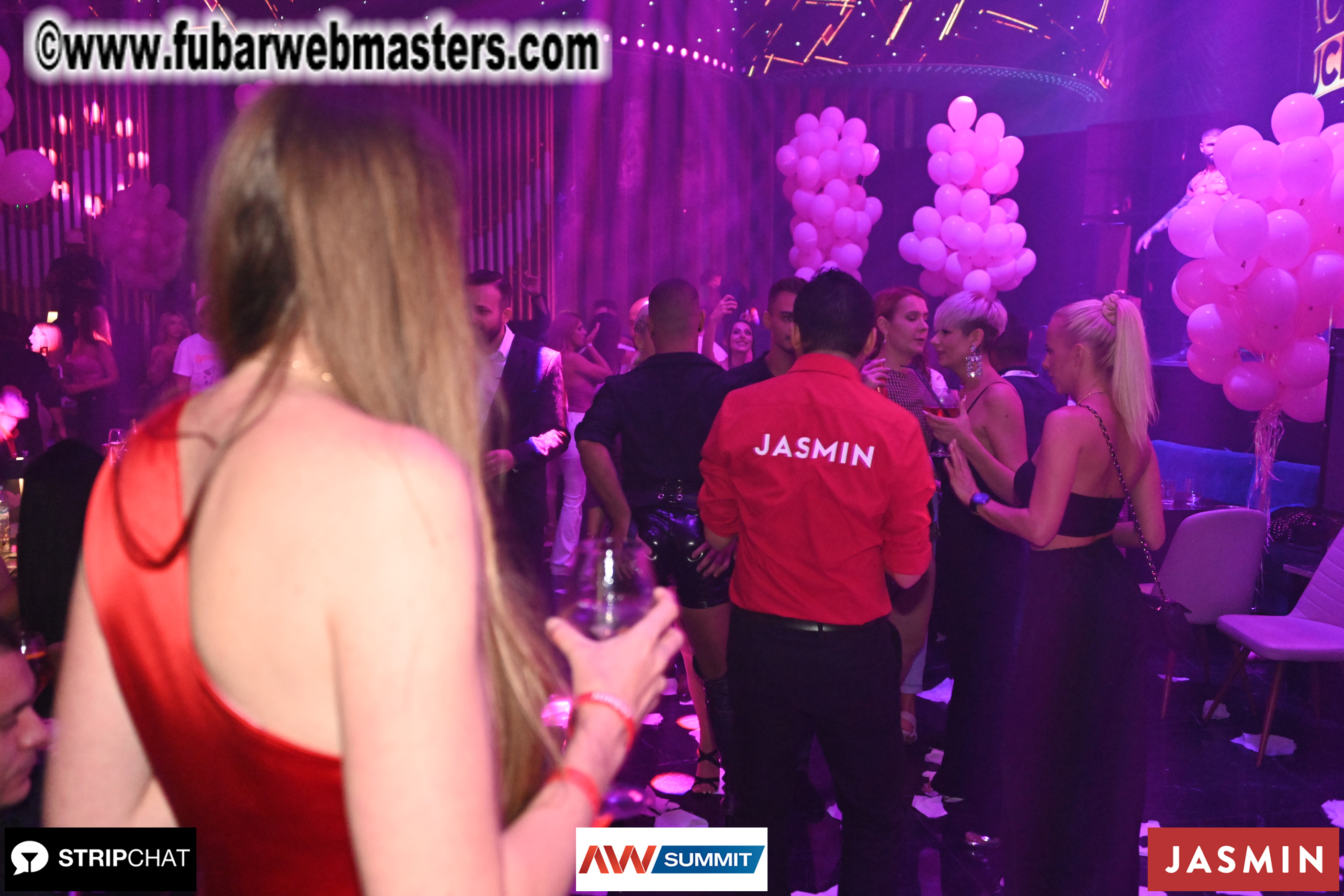 Pink Paradise by BongaCams