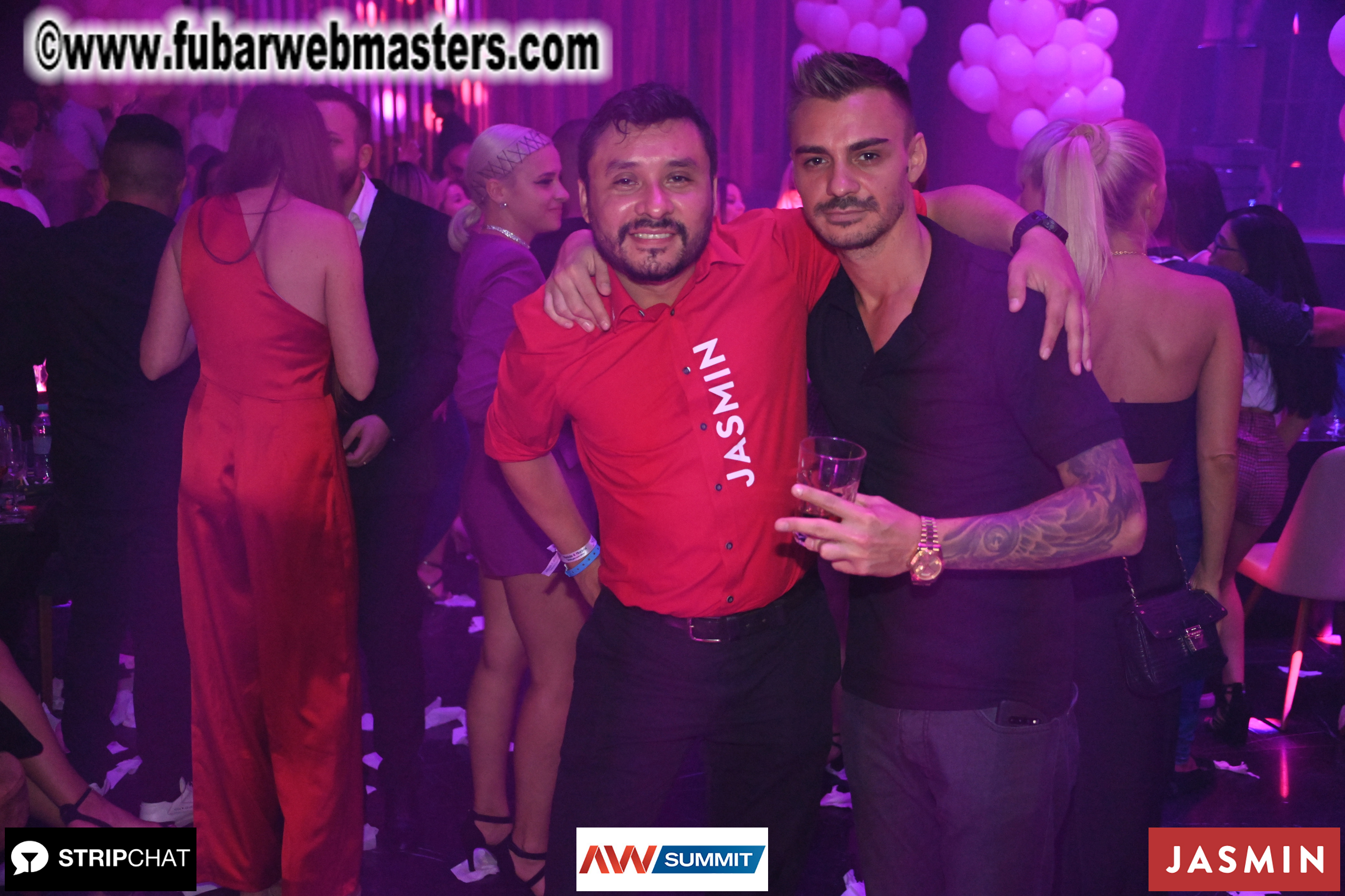 Pink Paradise by BongaCams