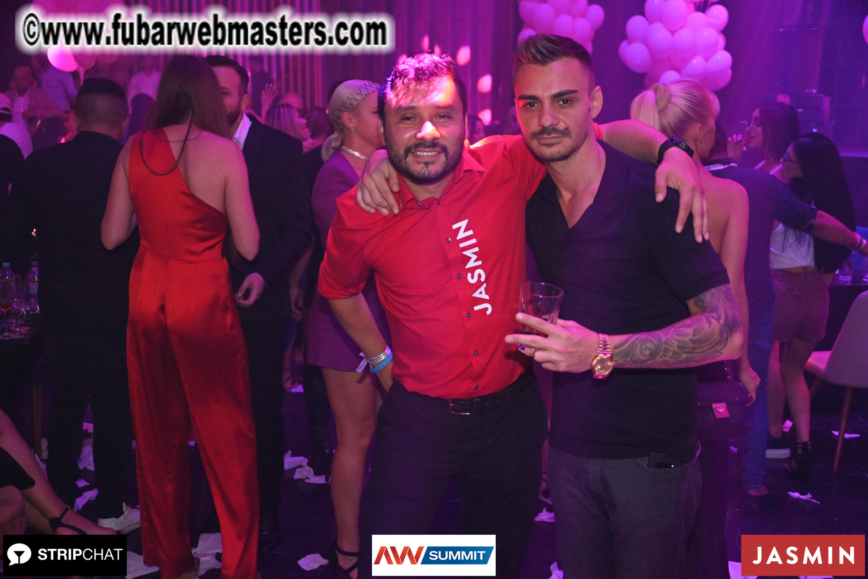 Pink Paradise by BongaCams