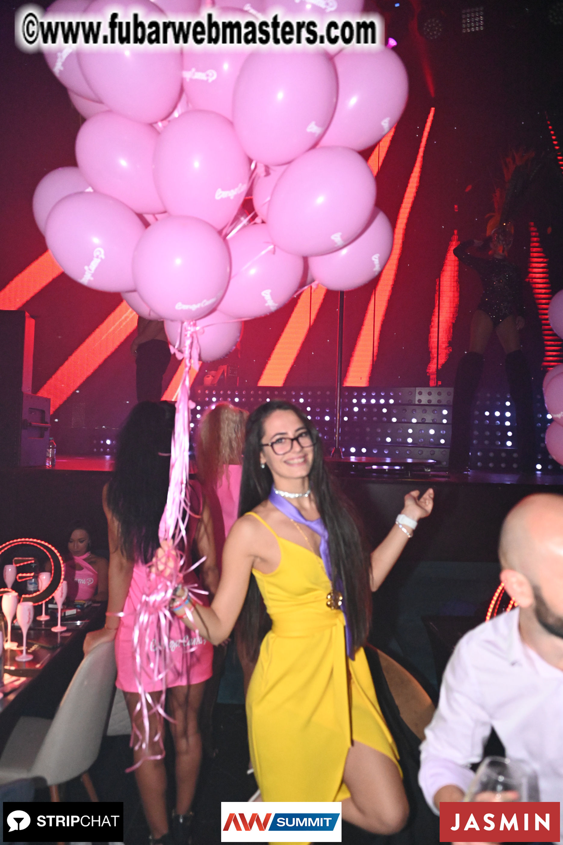 Pink Paradise by BongaCams